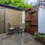 Number 31 Boutique Townhouse