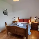 Cosy Cottage By The Sea
