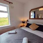 Cosy Cottage By The Sea