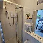 Mary Street Studio Stay