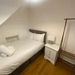 2 Bed Townhouse Eyre Square City Centre