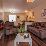Abbey Court Apartments