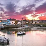 Barna Sea View Cottage