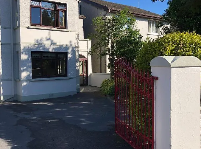Angela\'S House Galway