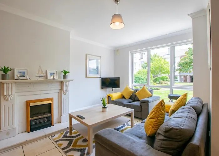 67 - The Townhouse By Shortstays