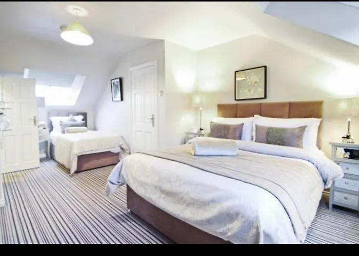 Almara House