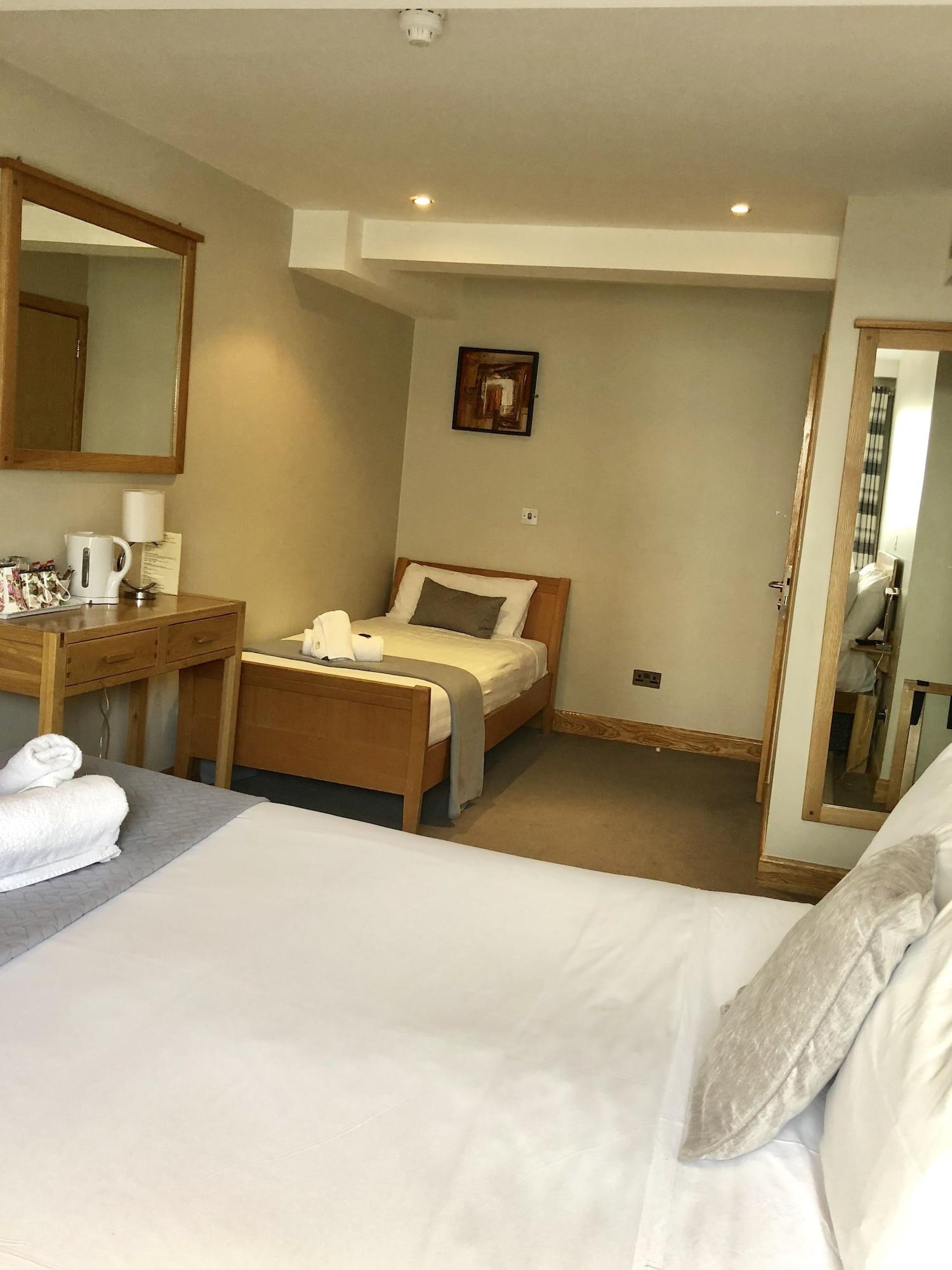 The Eyre Square Townhouse 3* Galway