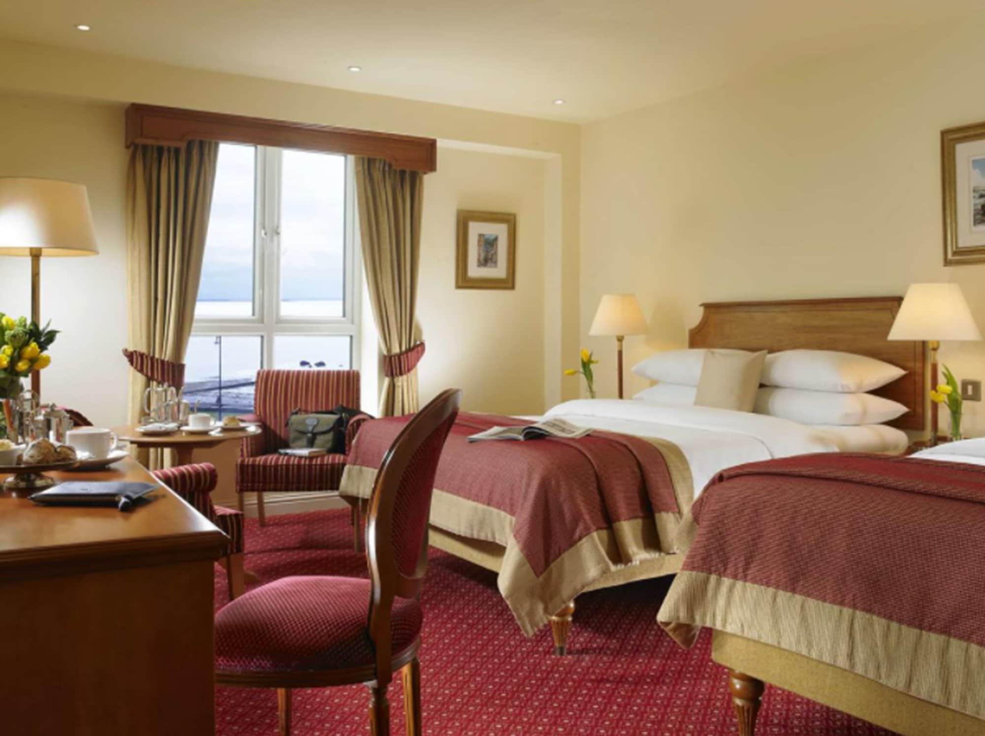 Bay Conference & Leisure Centre 4* Galway