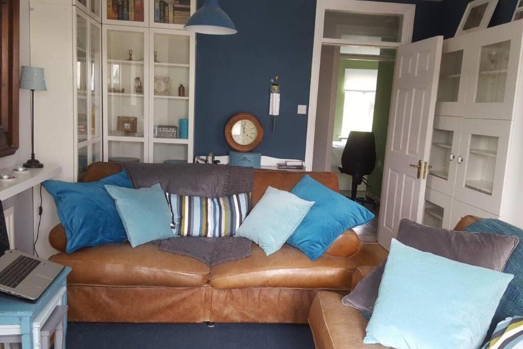 City Lovely 2 Bed * Galway