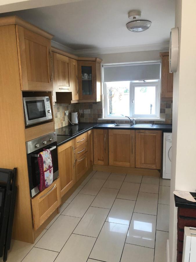 Holiday home Cheerful 4 Bedroom Town House With Bbq, Galway