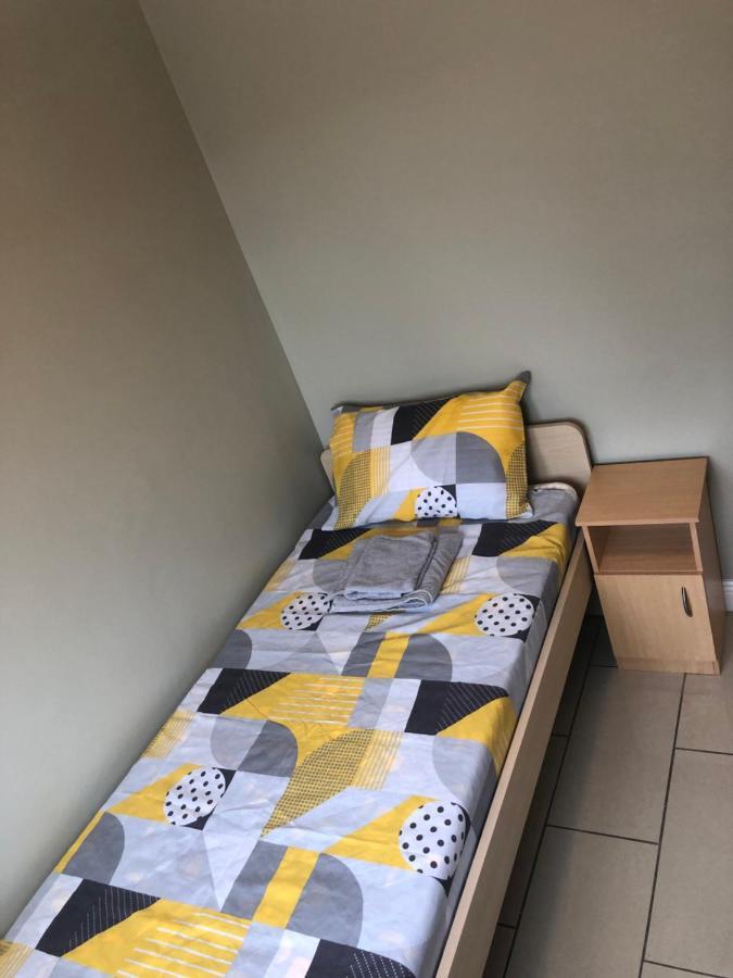 Cheerful 4 Bedroom Town House With Bbq, *
