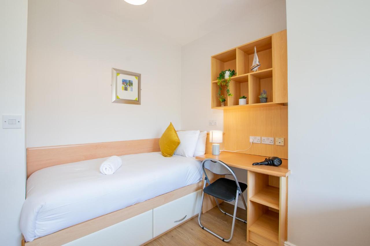 67 - The Townhouse By Shortstays * Galway