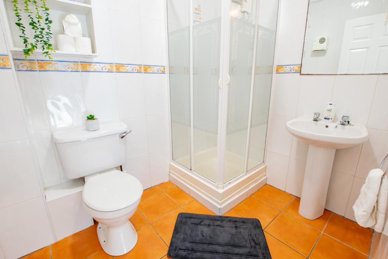 67 - The Townhouse By Shortstays Holiday home