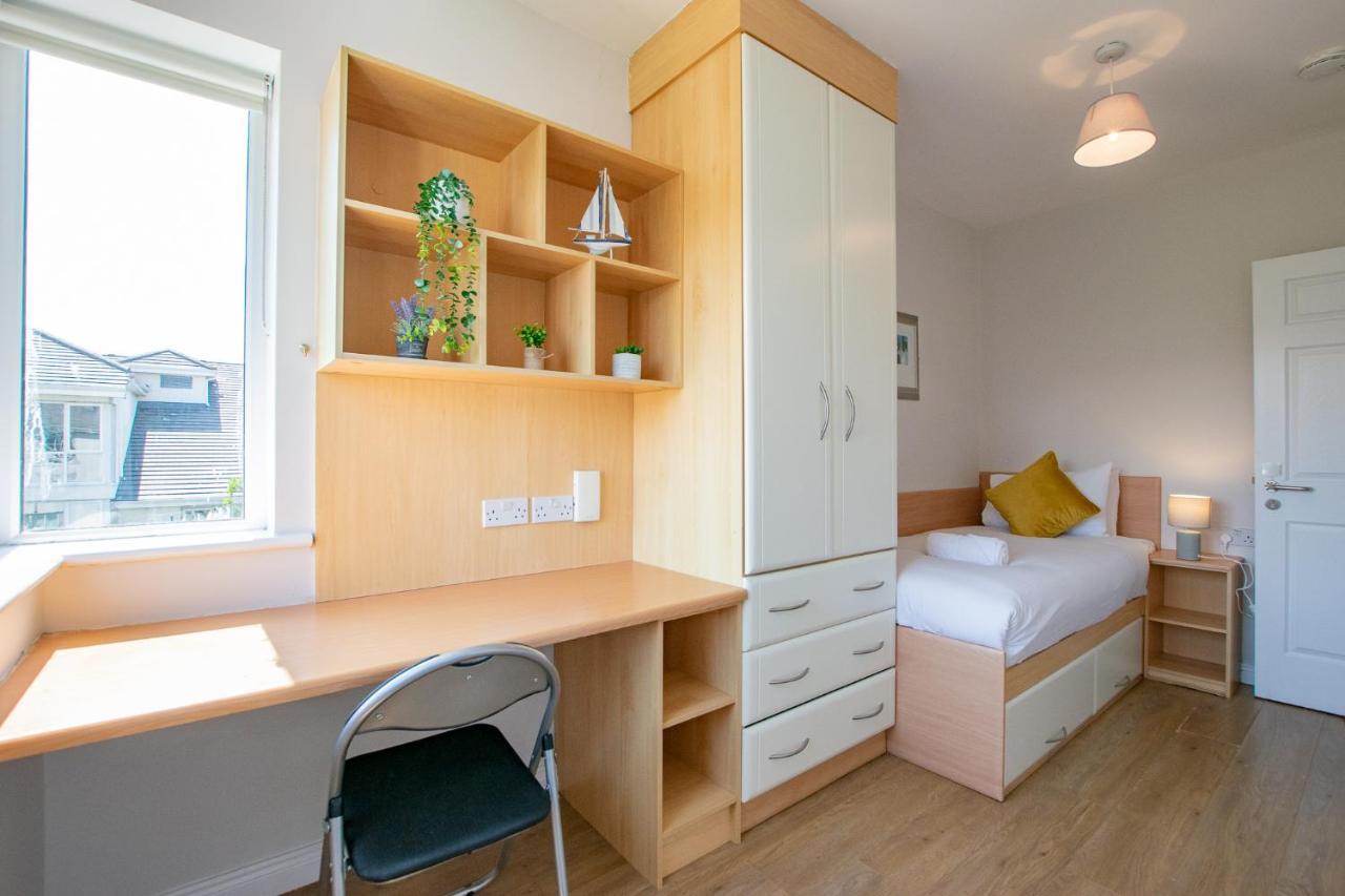67 - The Townhouse By Shortstays Galway