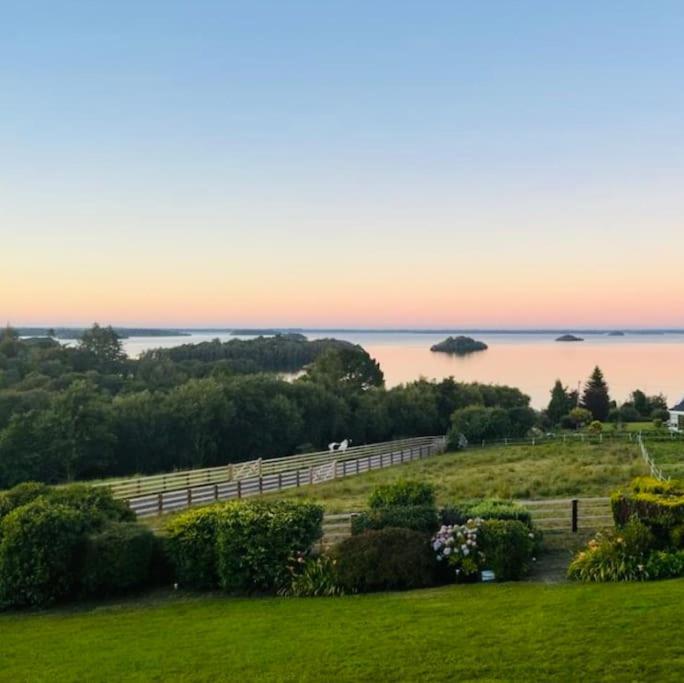 Apartment Private One On Lough Corrib, Oughterard *