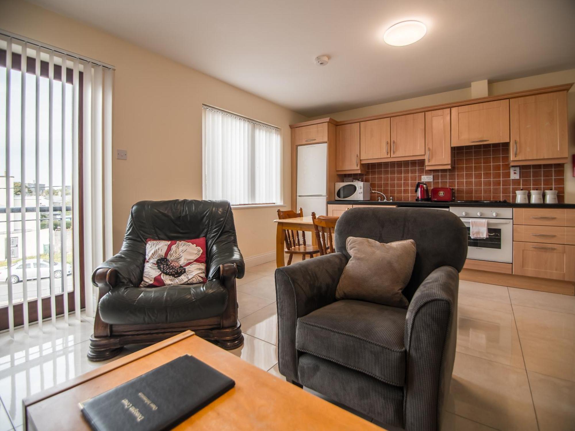 Donegan Court Aparthotel
