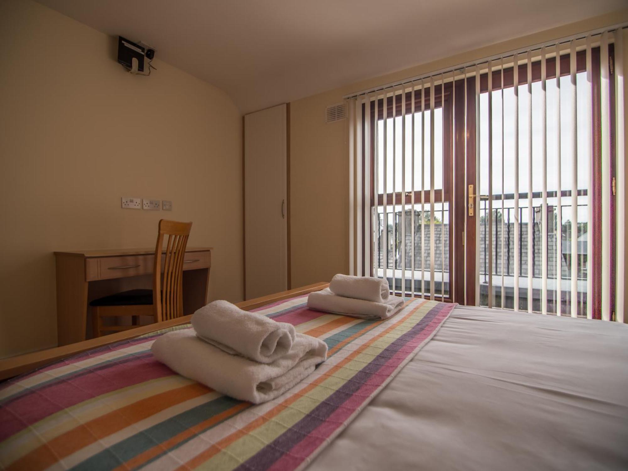 Donegan Court Aparthotel 3*