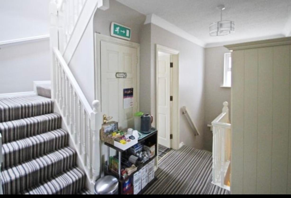 Bed & Breakfast Almara House