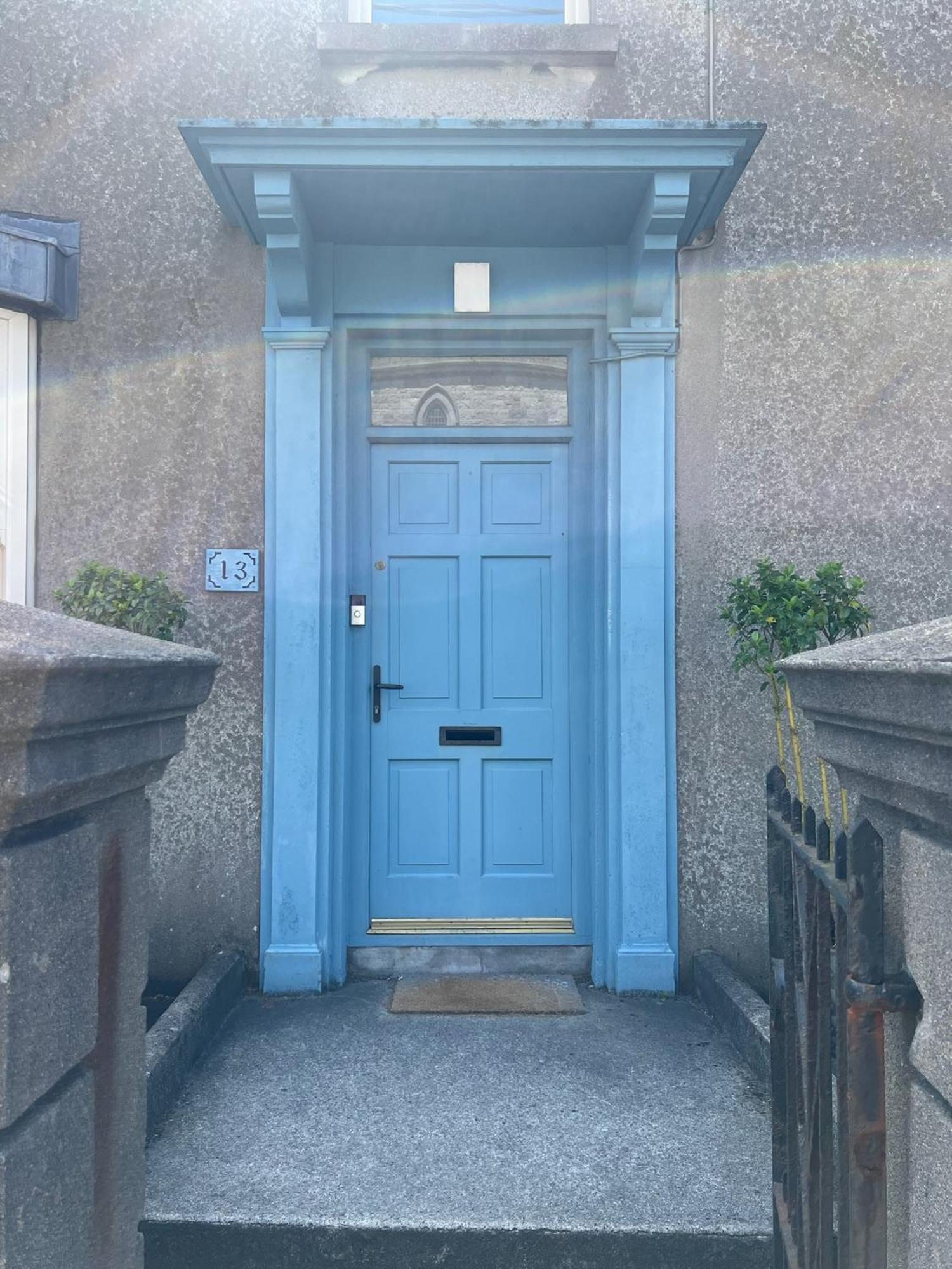 Blue Door Canal House Apartment *