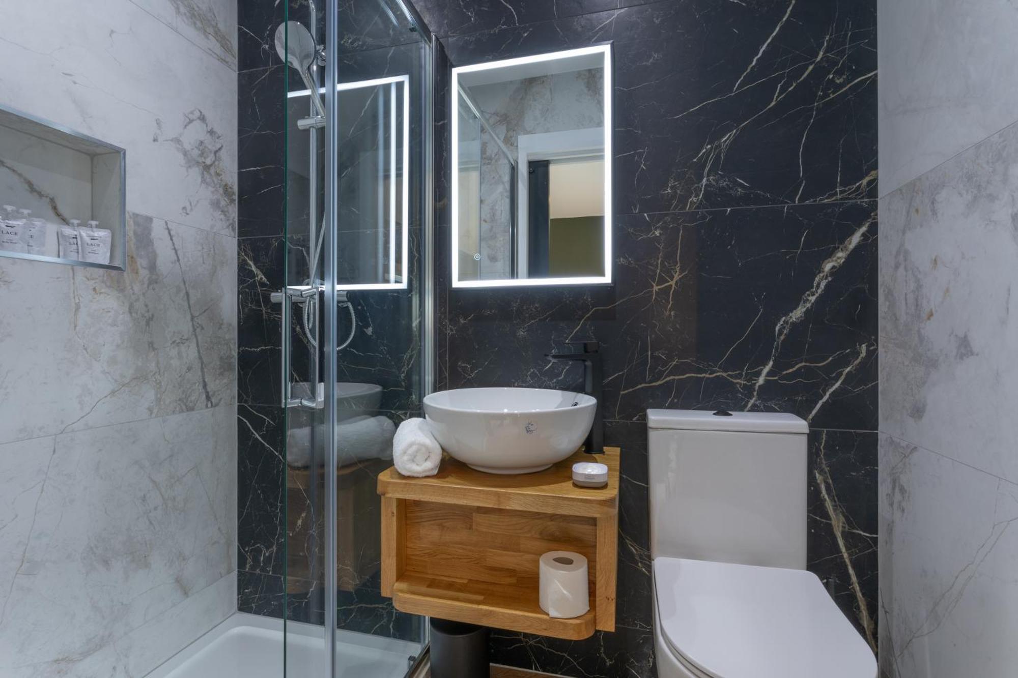 Guest house 34 On The Hill - Boutique Townhouse Galway