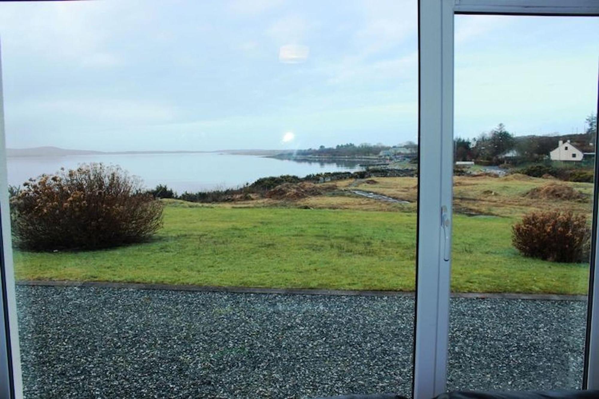 Waterside Cottage, Cashel Holiday home *