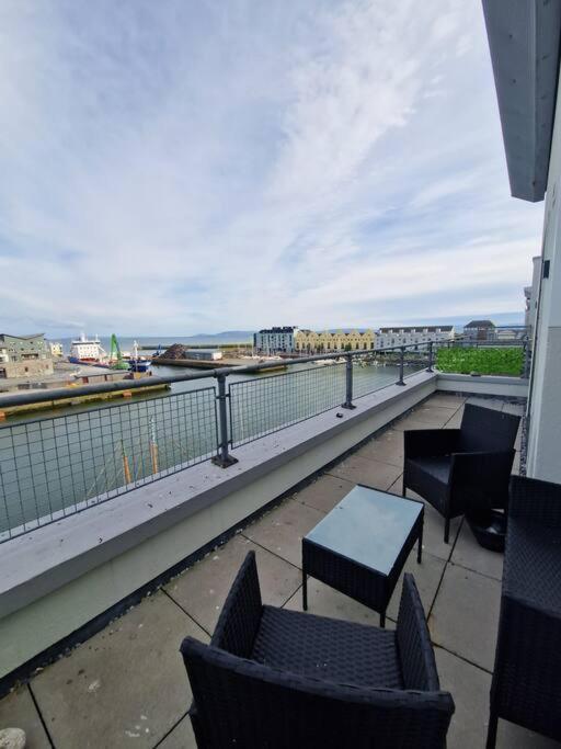 Location Location Location! Apartment *