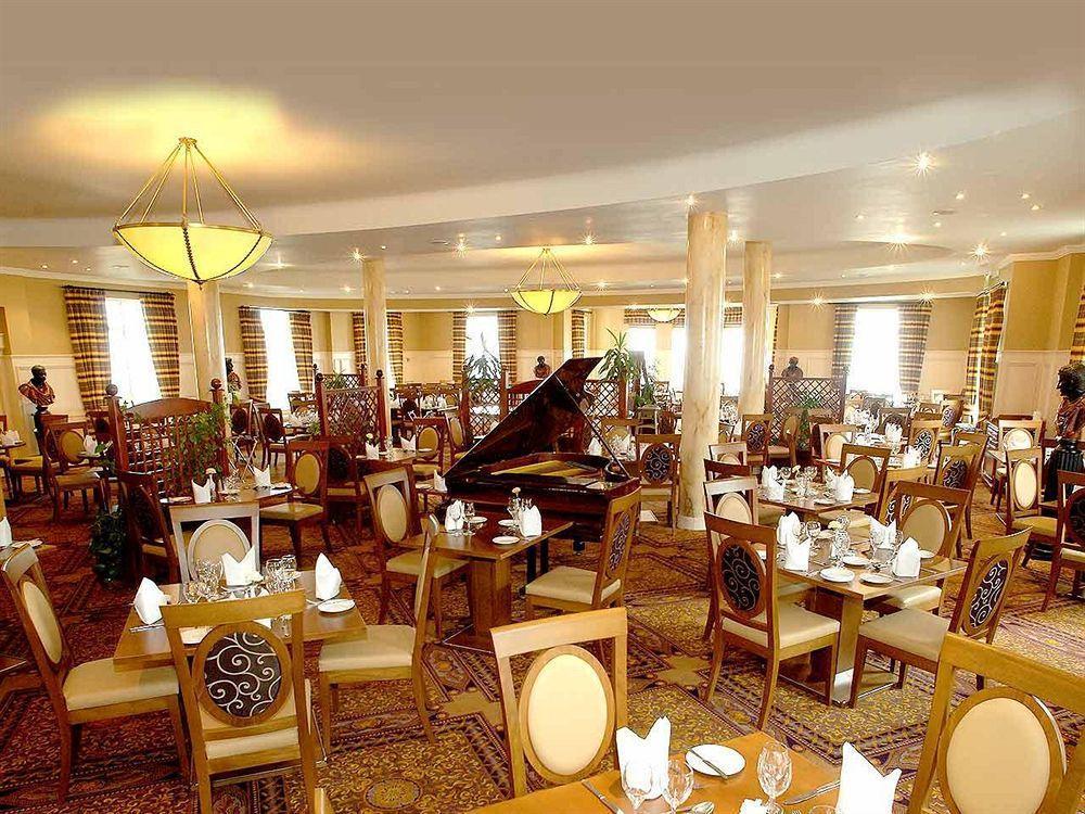 Bay Conference & Leisure Centre 4*