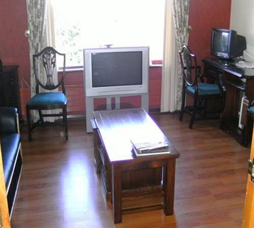 Bed & Breakfast Kilbree House