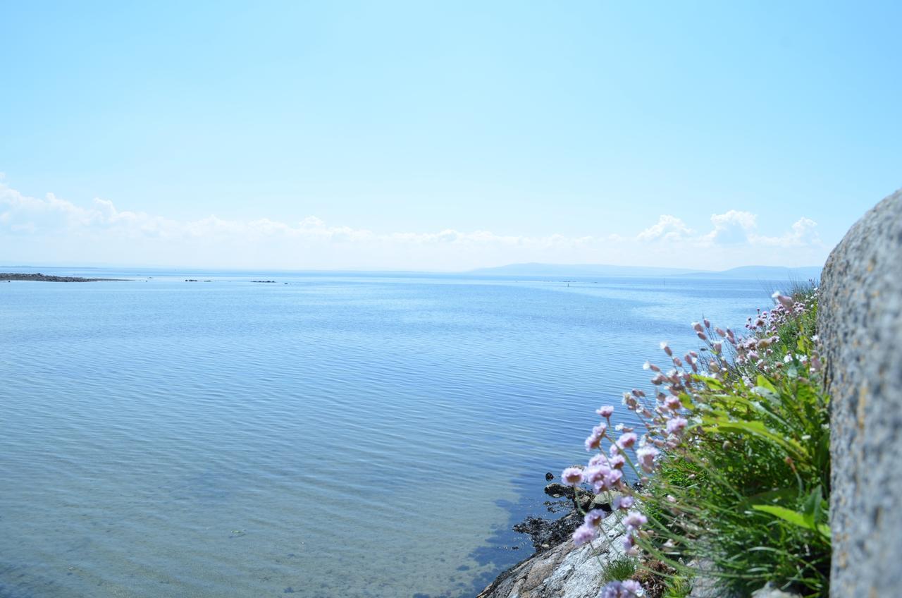 Barna Sea View Holiday home *