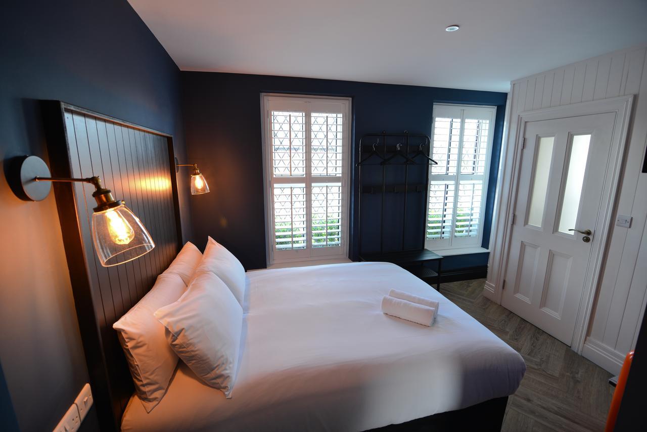 The Continental Boutique Inn