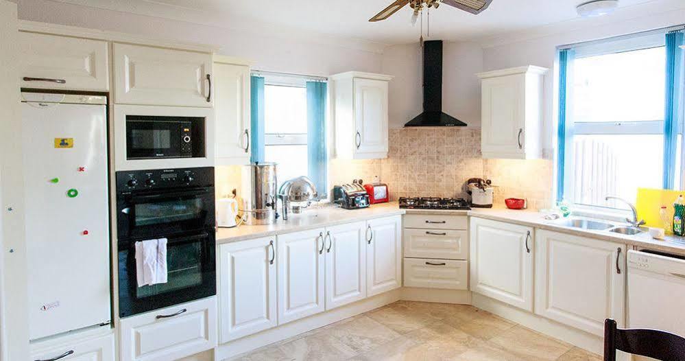 Bay View Guest House And B&B 3*