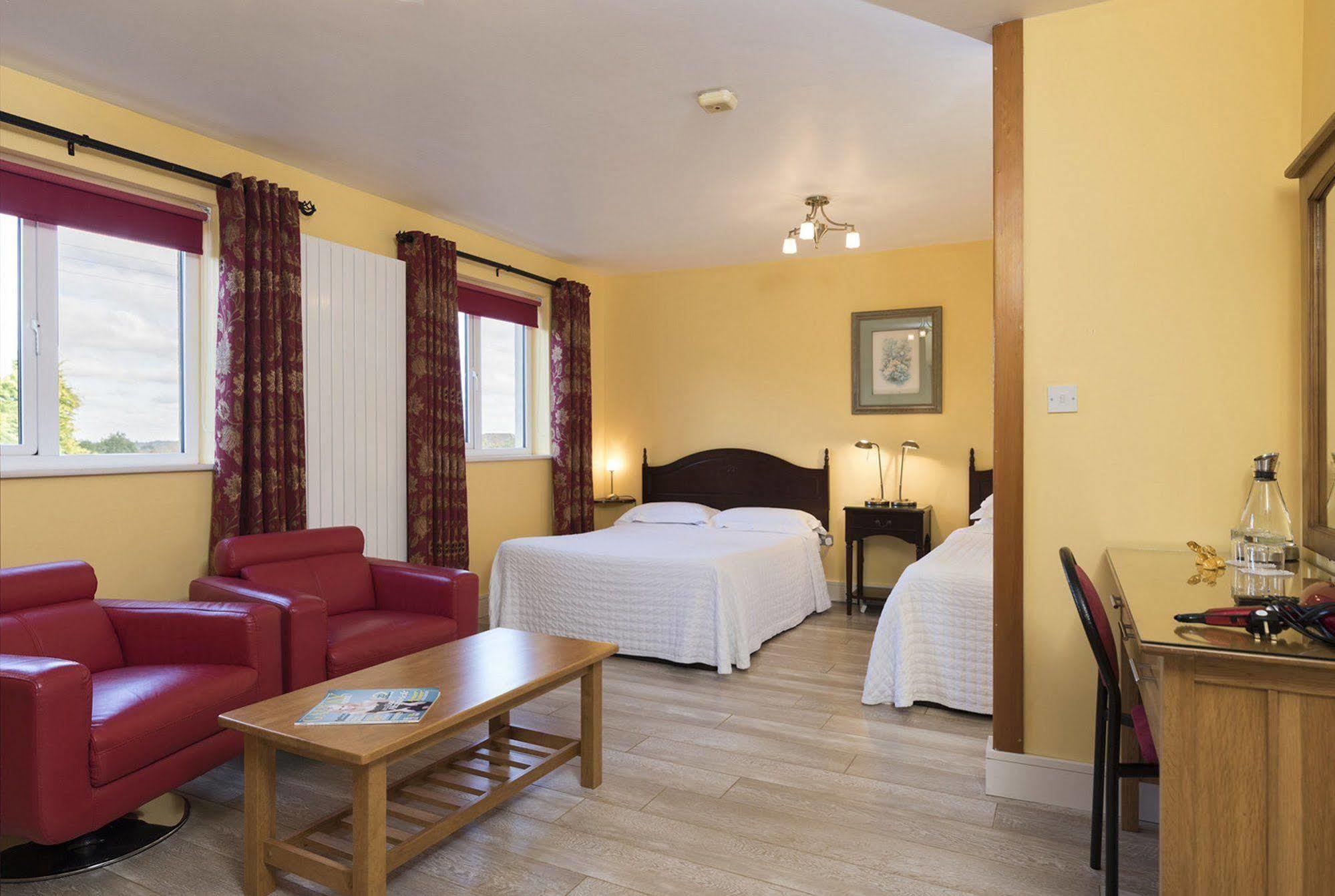 Bed & Breakfast Kilbree House 4*