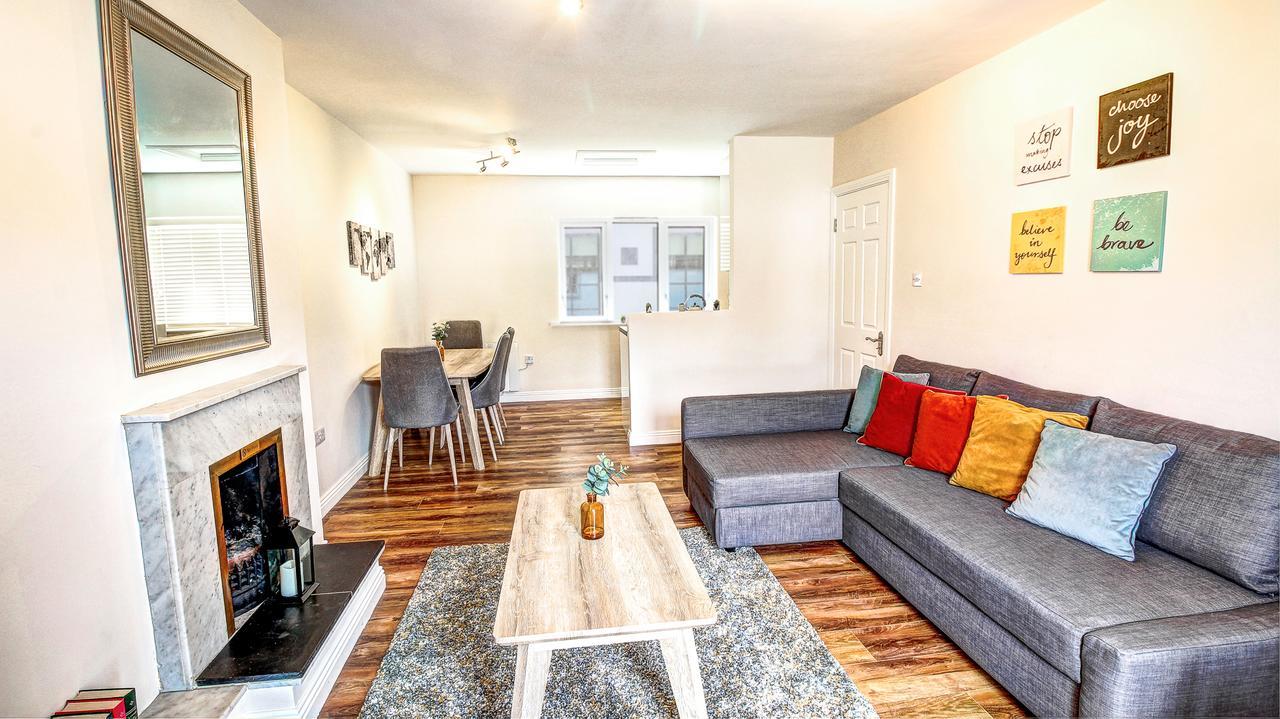 Top Of The City Townhouse Holiday home Galway