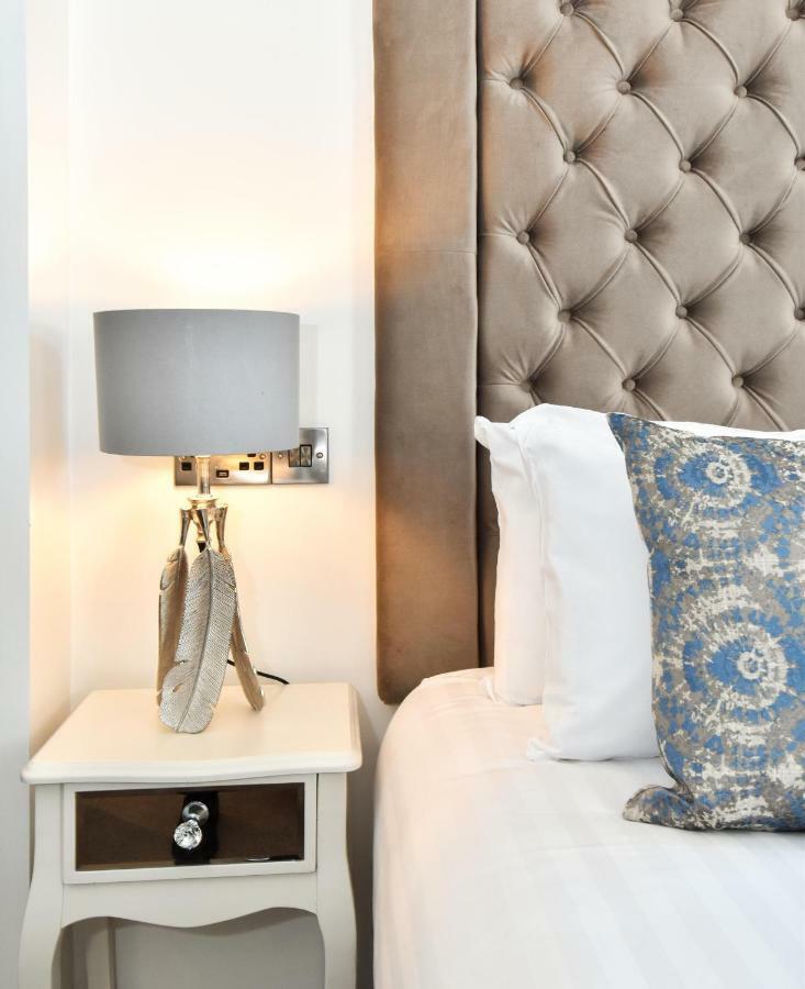 The Lane - Boutique 3* Galway