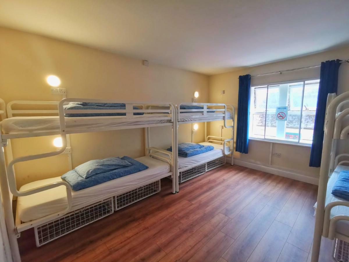 Snoozles Quay Street Tourist Hostel Galway