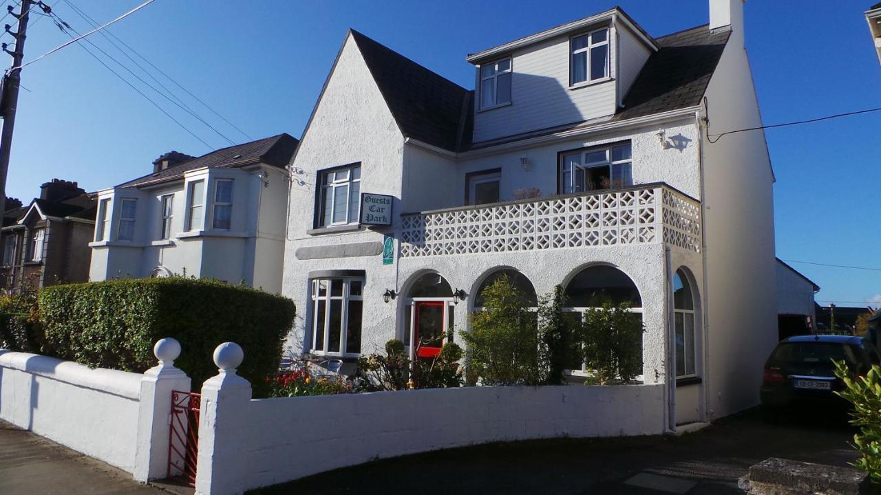 Inishmore House 3*