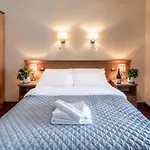 Holiday Hotel