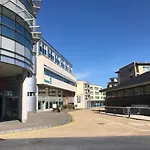 Geata Na Cathrach - Galway Lakeside Apartments