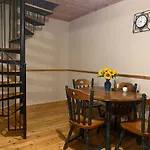 Cosy City Centre Guest Room Shared Home
