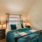 City Center-3 Min Walk To Town Square