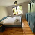 Cosy 4 Bedroom Galway House With Rear Garden Patio
