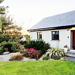 Butterfly Guesthouse - Entire Home Within 5Km Of Galway City