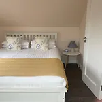 Shindilla Cottage Air B&B