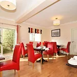 Lynfield Guest House