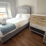 Modern City Centre Luxury - Sleeps 6