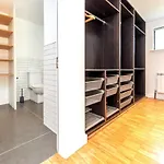 Modern Luxury -Four Bed House
