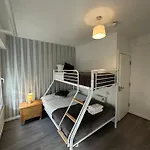Mary Street Apartment