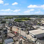 Heart Of City Centre Stunning View