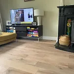 Golfing, Walking, Fishing Rest - Sleeps 8