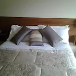 Gardenfield House Bed & Breakfast H91Vh02